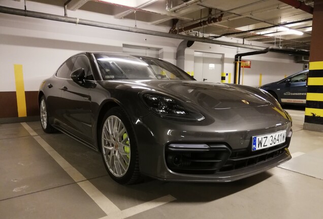 Porsche 971 Panamera Turbo S E-Hybrid