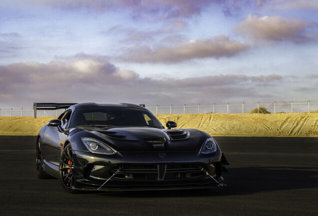 SRT 2016 Viper ACR Extreme