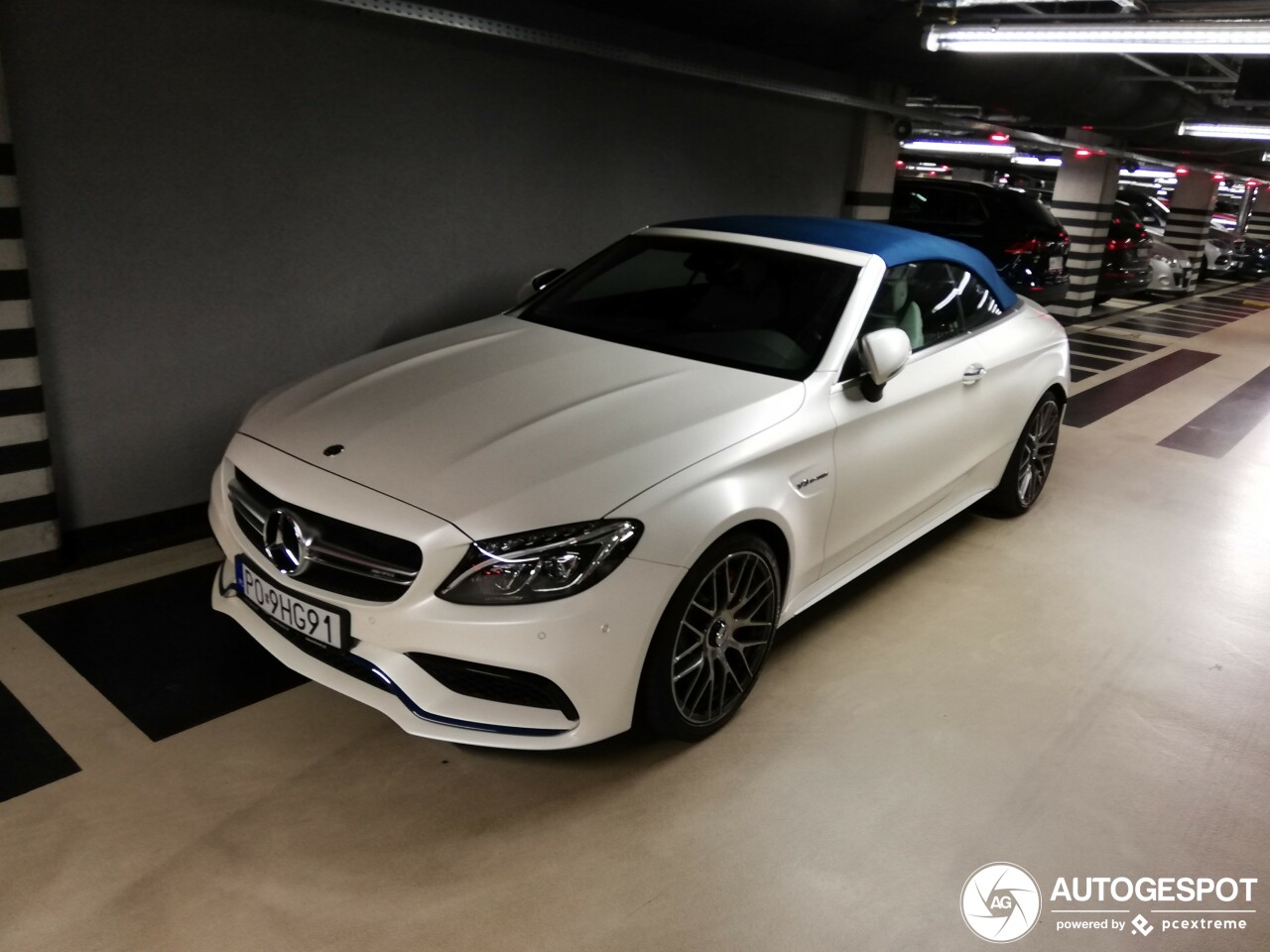 Mercedes-AMG C 63 S Convertible A205 Ocean Blue Edition