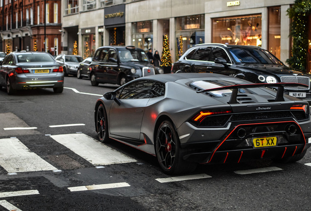 Lamborghini Huracán LP640-4 Performante