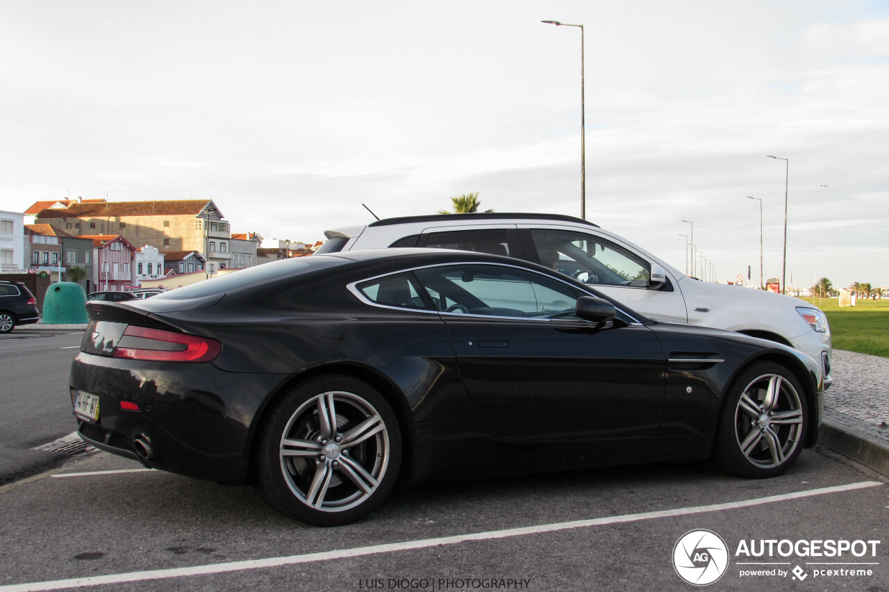 Aston Martin V8 Vantage