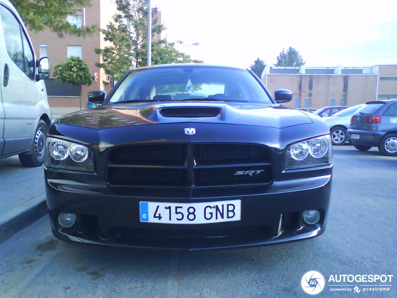 Dodge Charger SRT-8