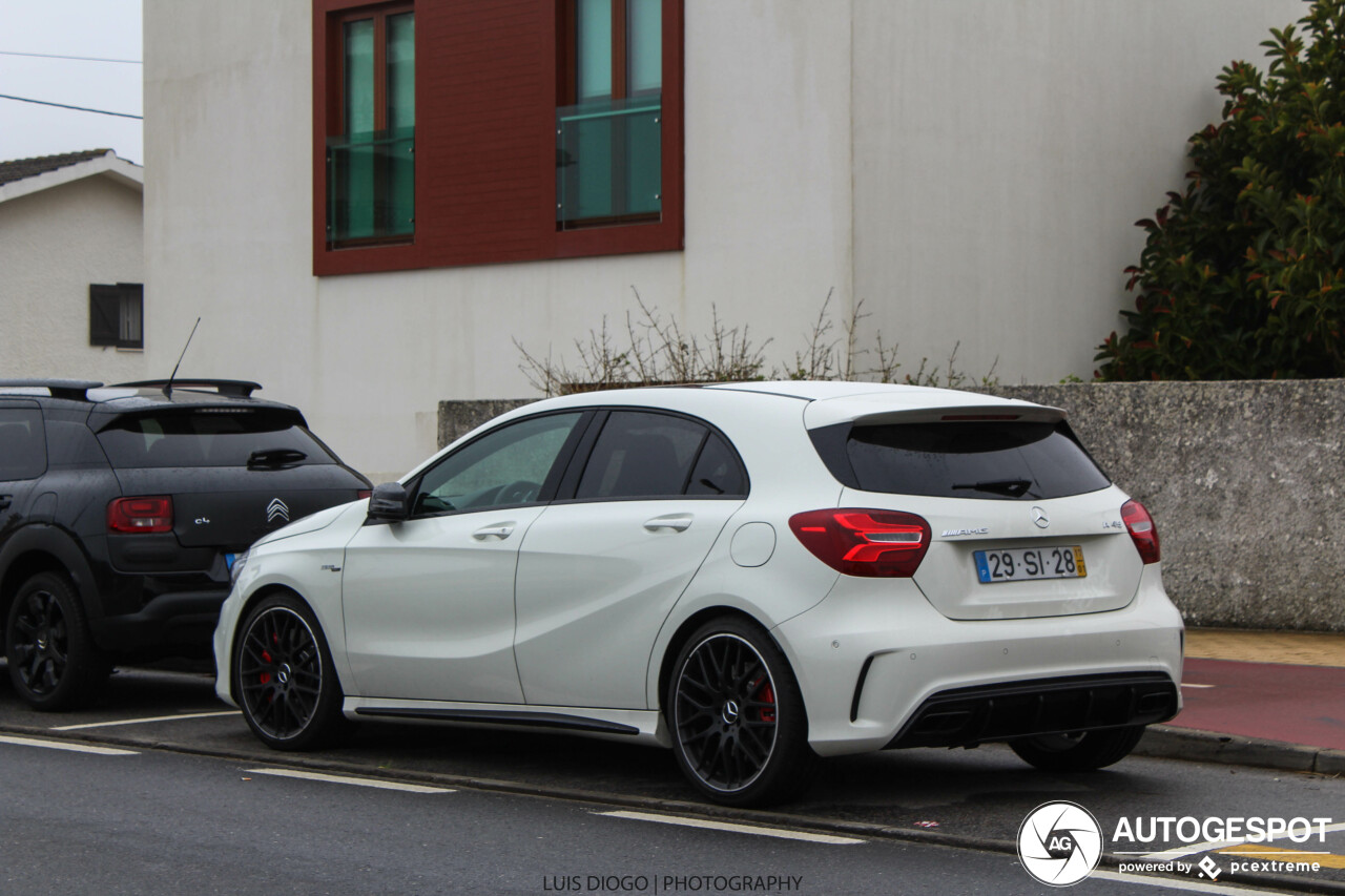 Mercedes-AMG A 45 W176 2015