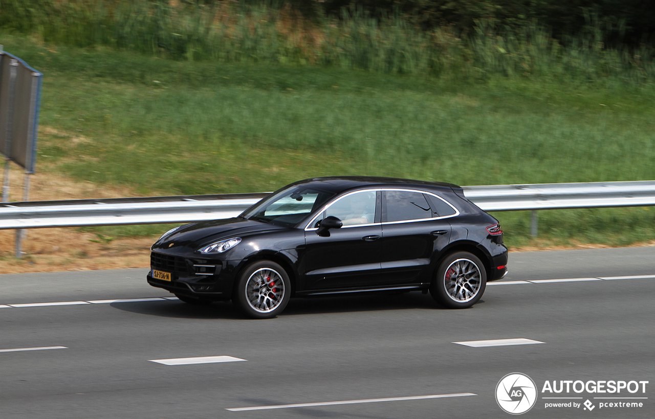 Porsche 95B Macan Turbo