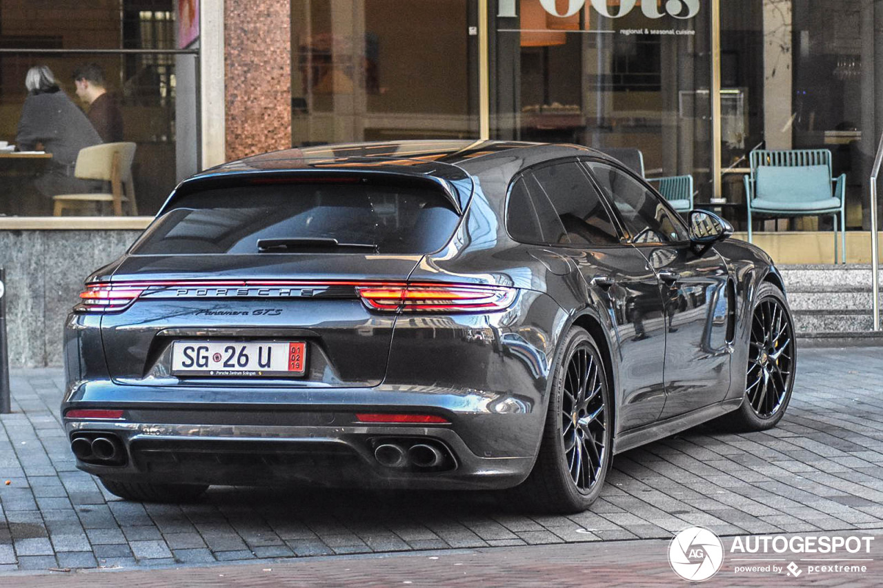 Porsche 971 Panamera GTS Sport Turismo