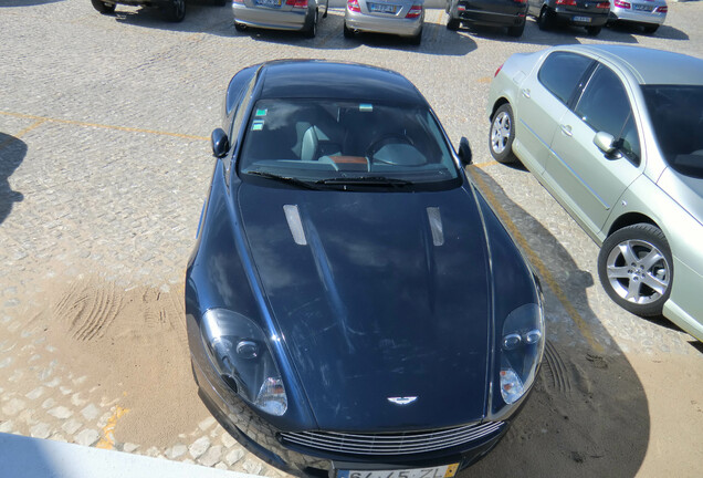 Aston Martin DB9