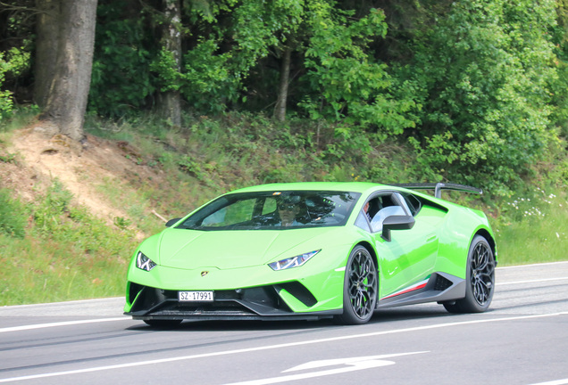 Lamborghini Huracán LP640-4 Performante