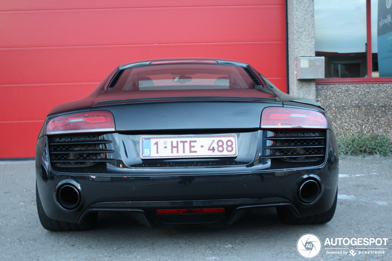 Audi R8 2013