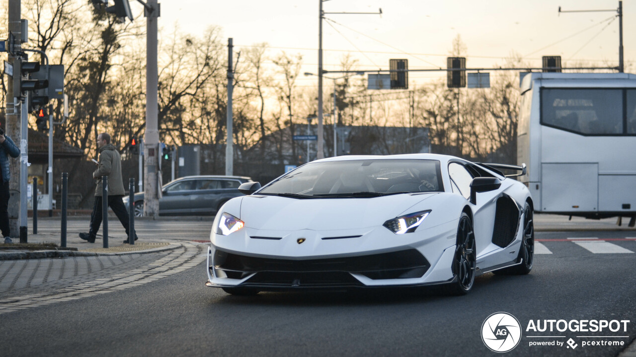 Lamborghini Aventador LP770-4 SVJ