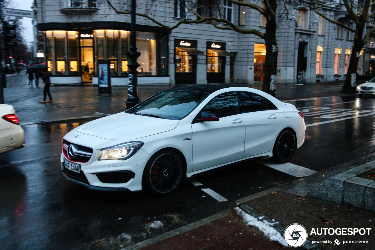 Mercedes-Benz CLA 45 AMG Edition 1 C117