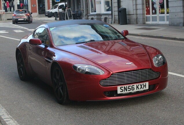 Aston Martin V8 Vantage