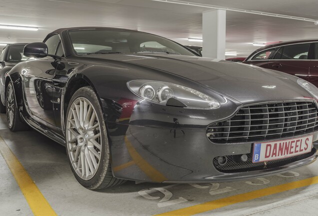 Aston Martin V8 Vantage Roadster