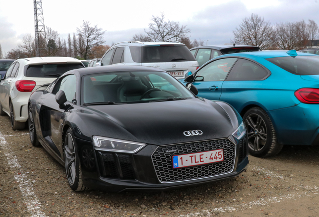 Audi R8 V10 Plus 2015