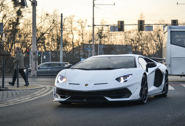 Lamborghini Aventador LP770-4 SVJ