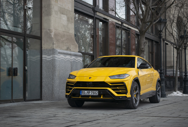 Lamborghini Urus