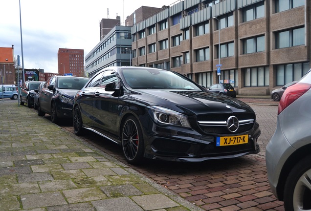 Mercedes-Benz CLA 45 AMG C117