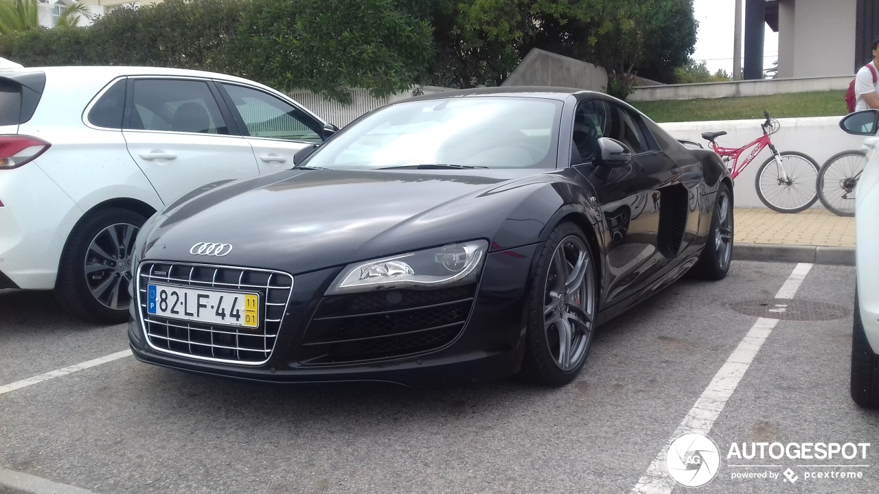 Audi R8 V10