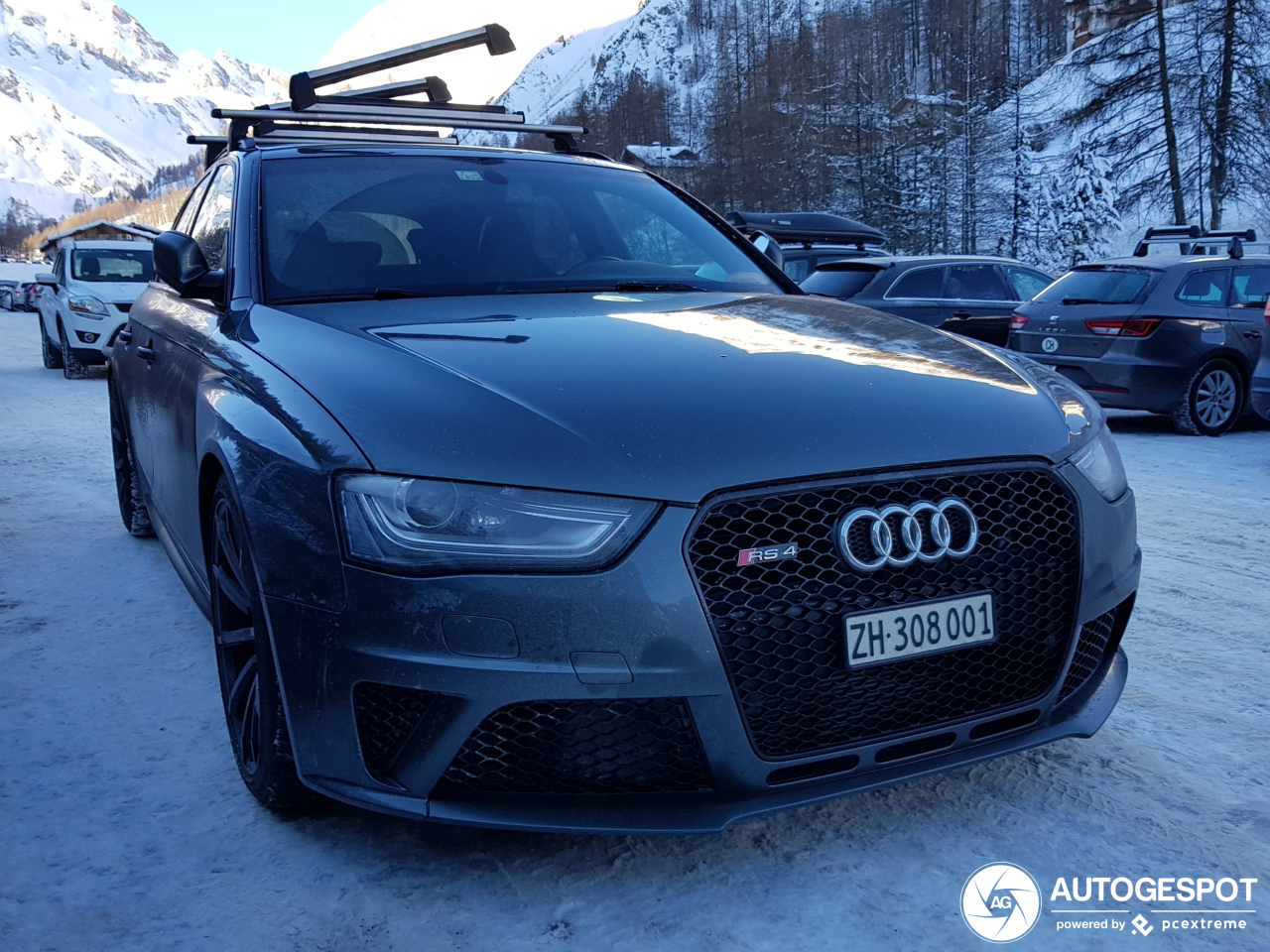 Audi RS4 Avant B8