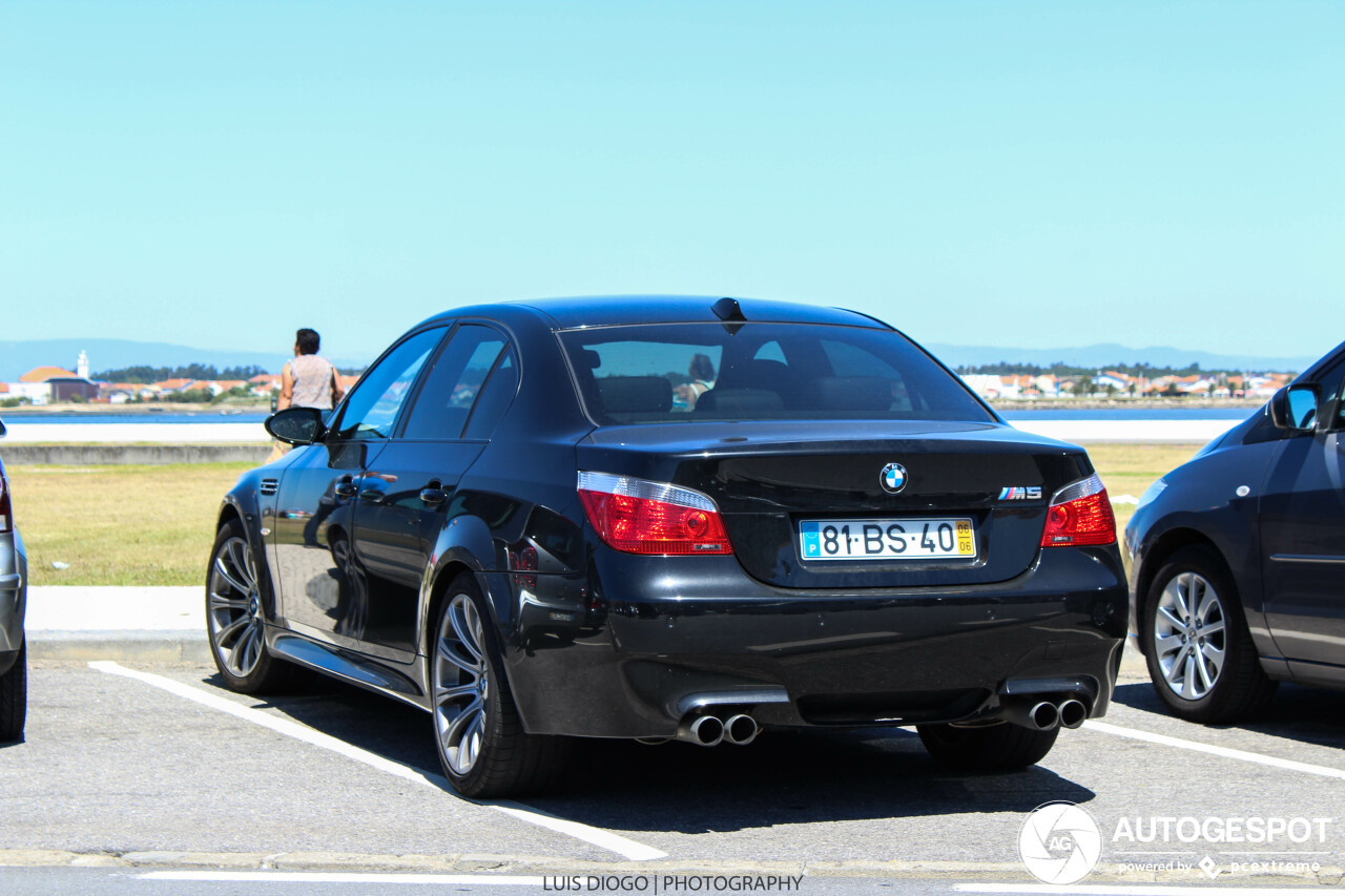 BMW M5 E60 2005