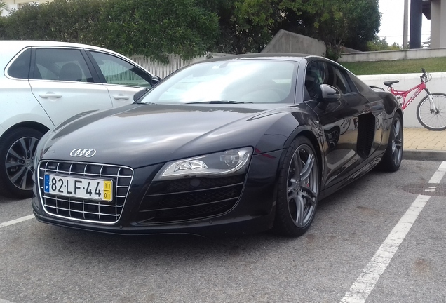 Audi R8 V10