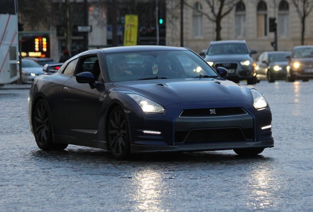 Nissan GT-R 2013