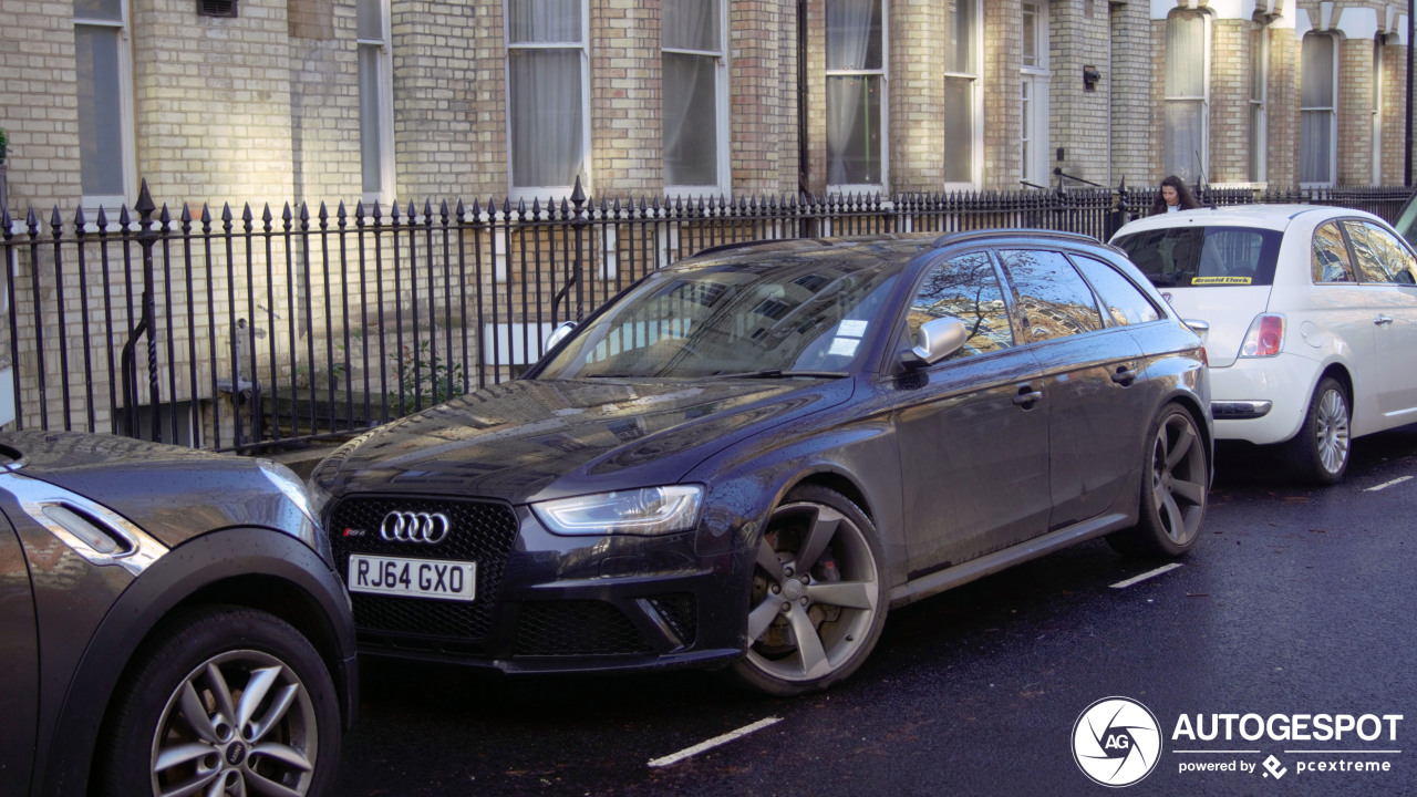 Audi RS4 Avant B8