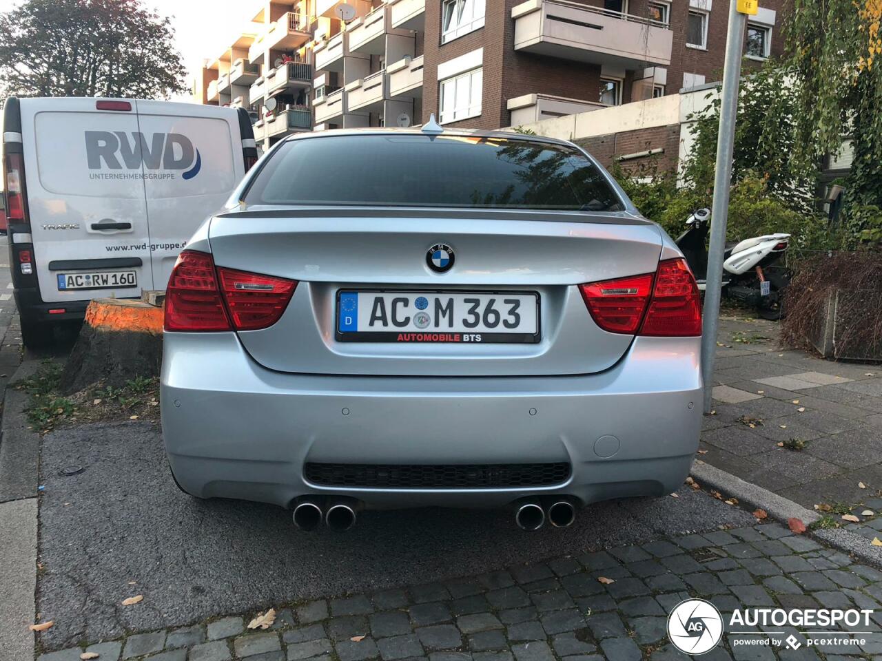 BMW M3 E90 Sedan 2009