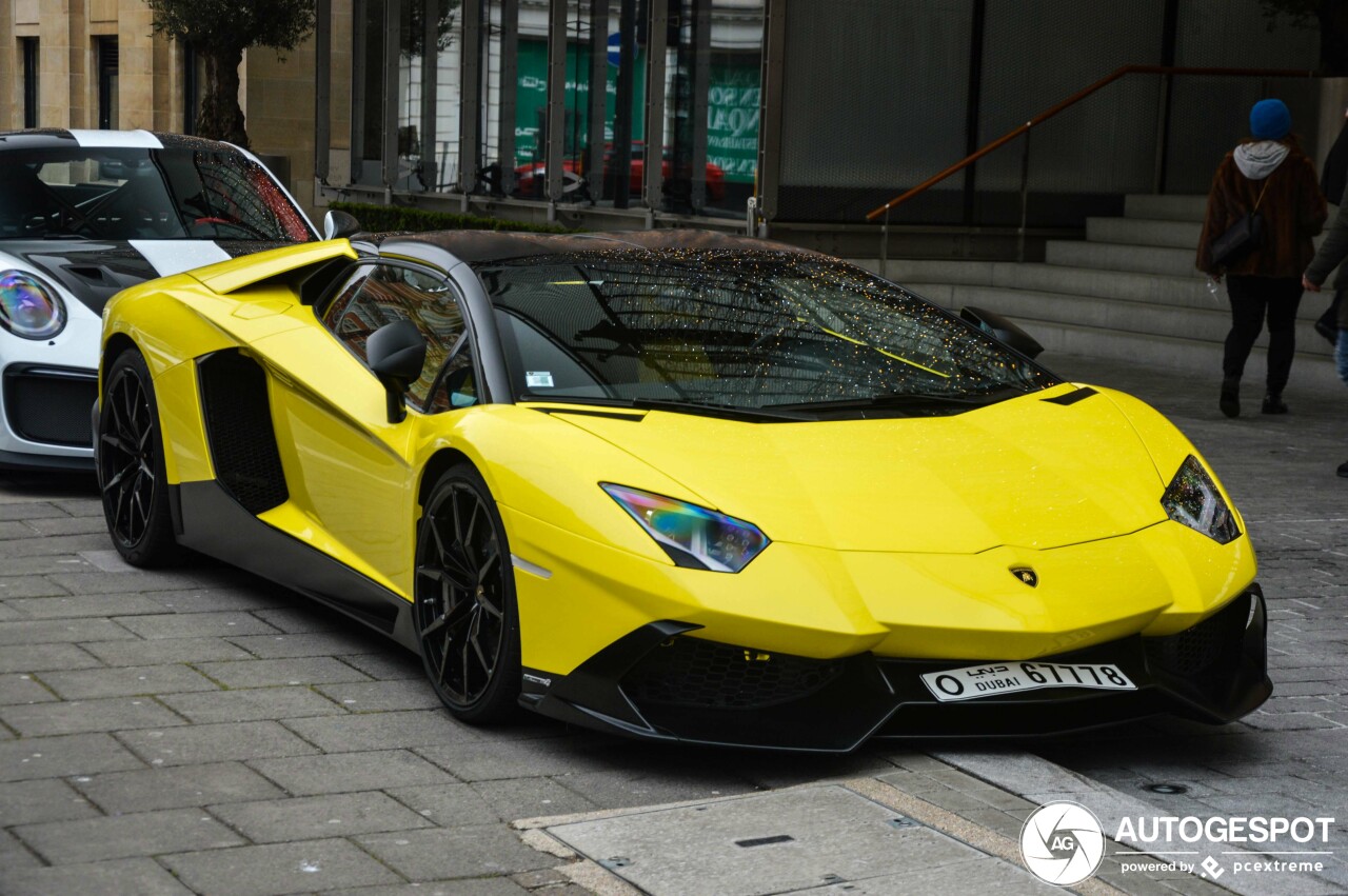 Lamborghini Aventador LP720-4 Roadster 50° Anniversario