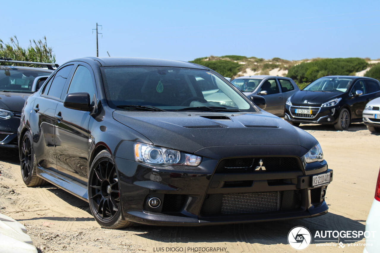 Mitsubishi Lancer Evolution X