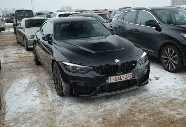 BMW M4 F82 CS