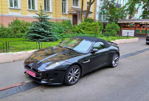 Jaguar F-TYPE S Convertible