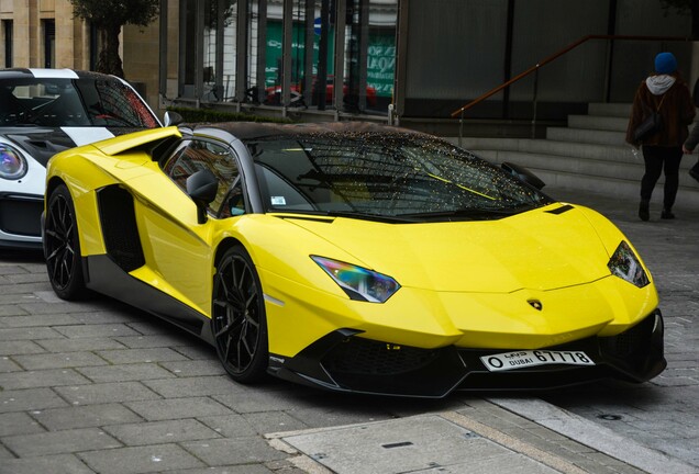 Lamborghini Aventador LP720-4 Roadster 50° Anniversario