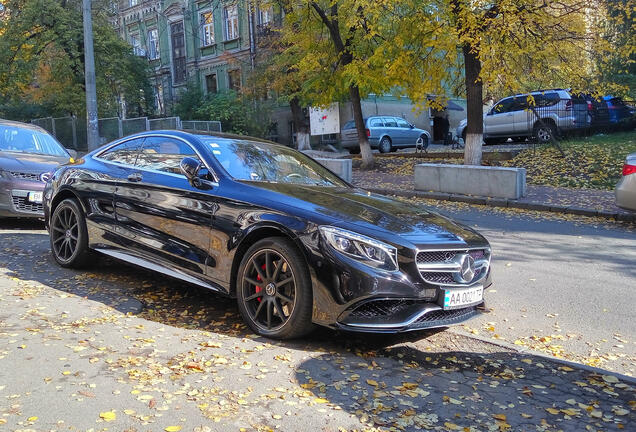 Mercedes-AMG S 63 Coupé C217