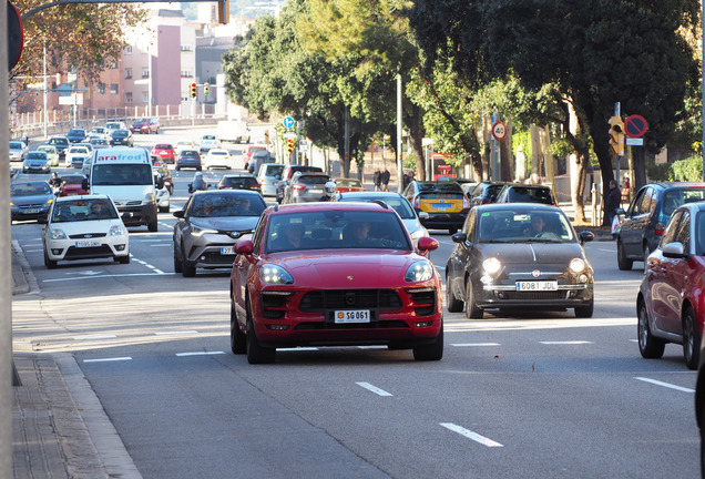 Porsche 95B Macan GTS