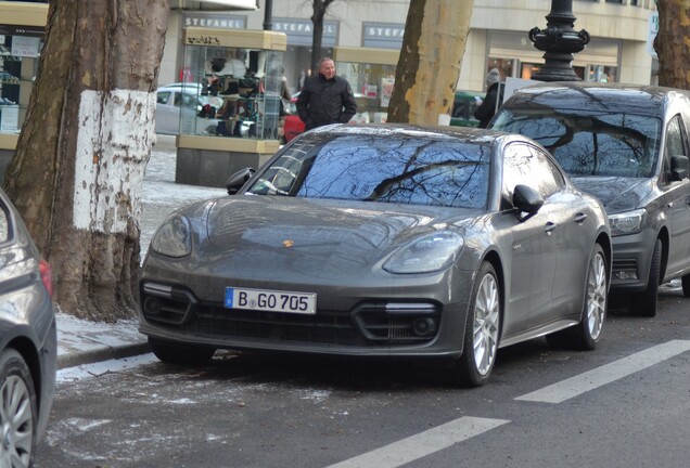 Porsche 971 Panamera Turbo S E-Hybrid