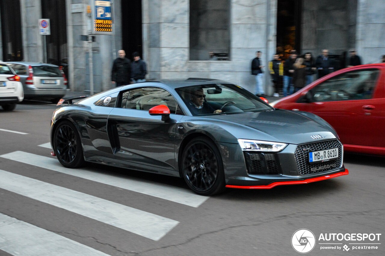 Audi R8 V10 Plus 2015