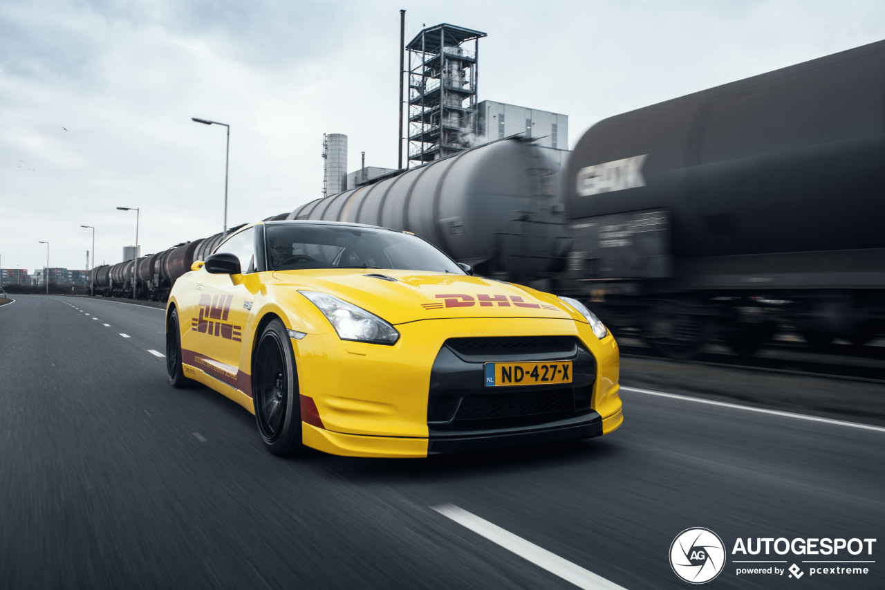 Nissan GT-R