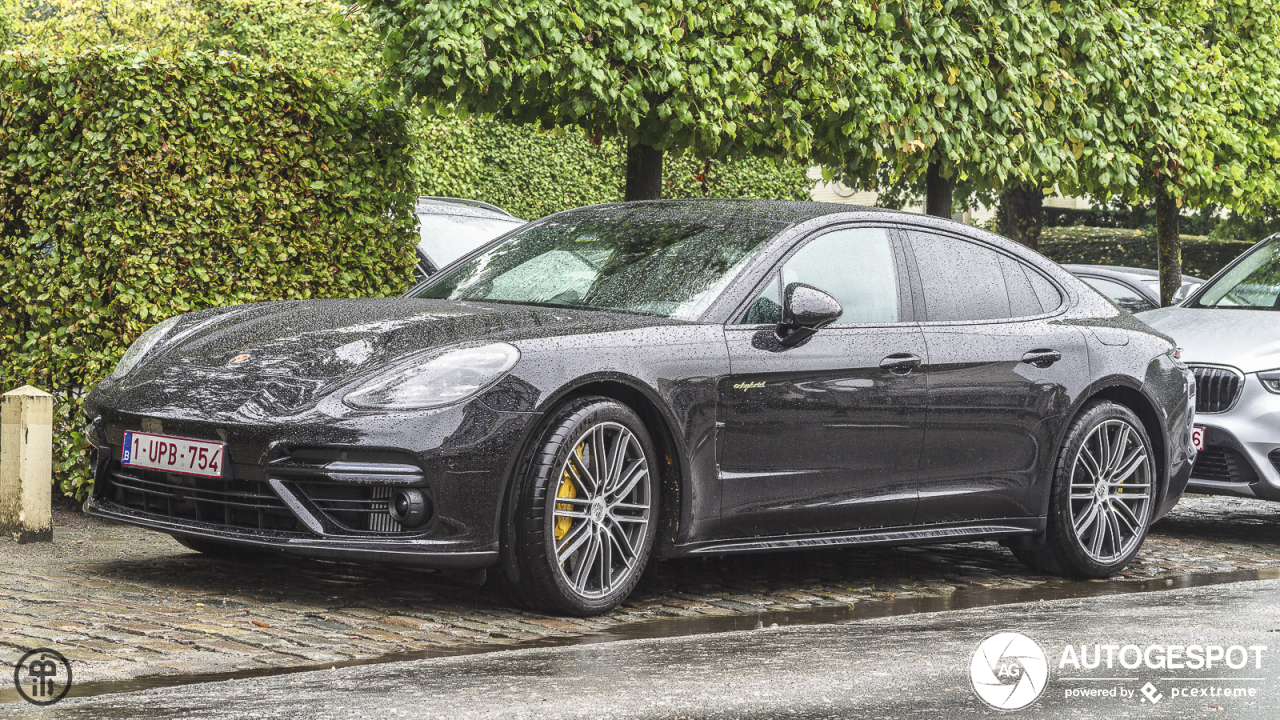 Porsche 971 Panamera Turbo S E-Hybrid