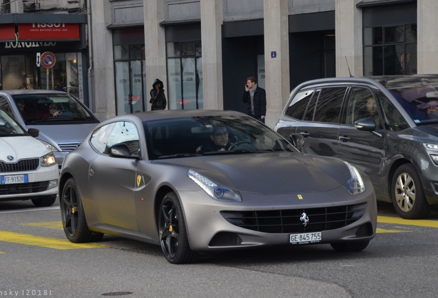 Ferrari FF