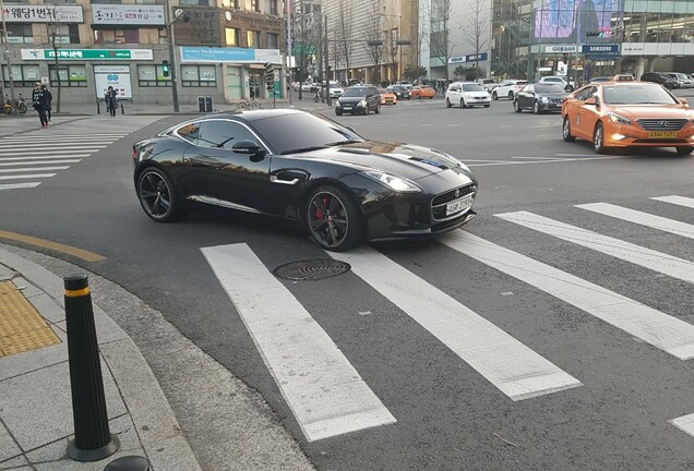 Jaguar F-TYPE S Coupé