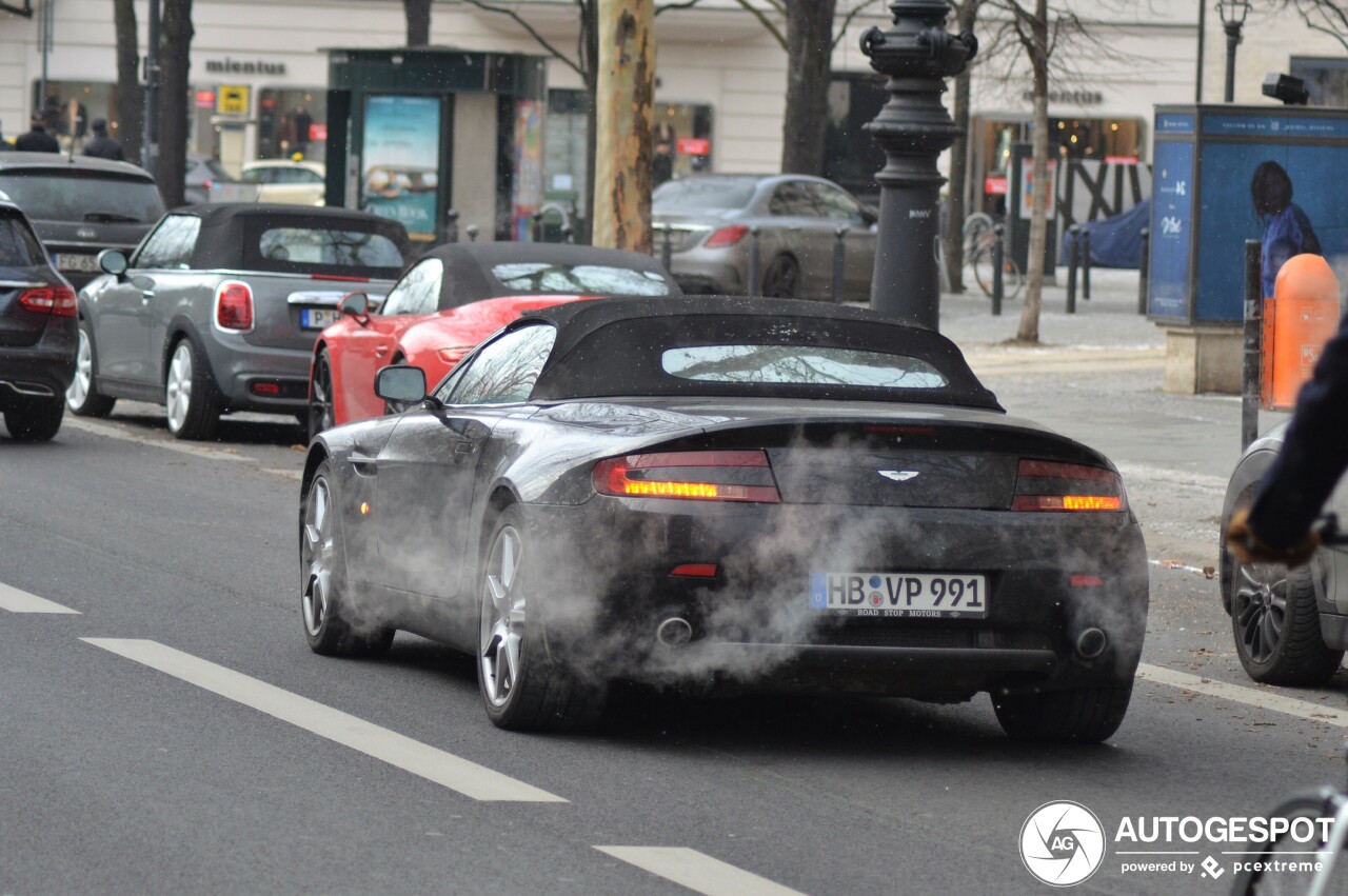 Aston Martin V8 Vantage Roadster