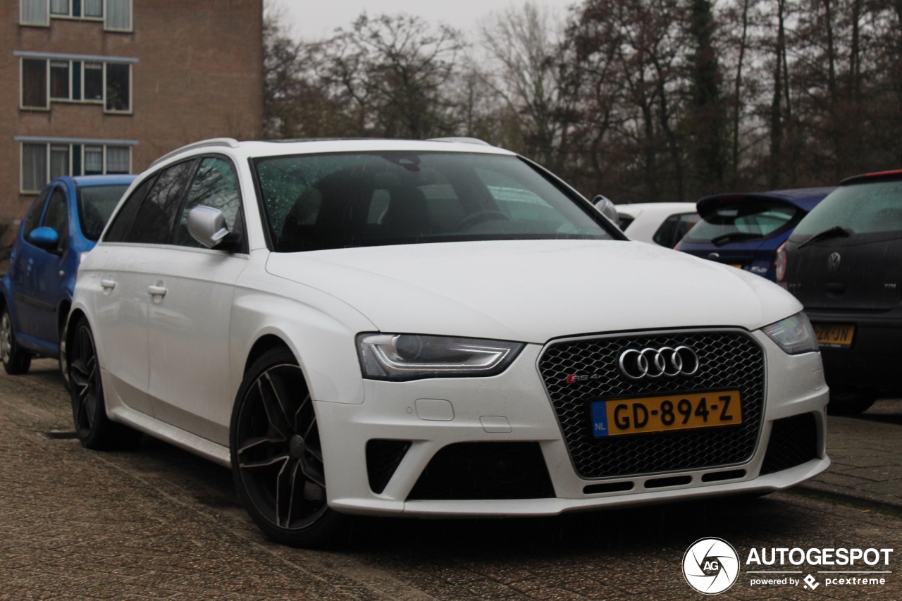 Audi RS4 Avant B8