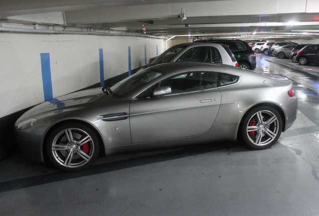 Aston Martin V8 Vantage