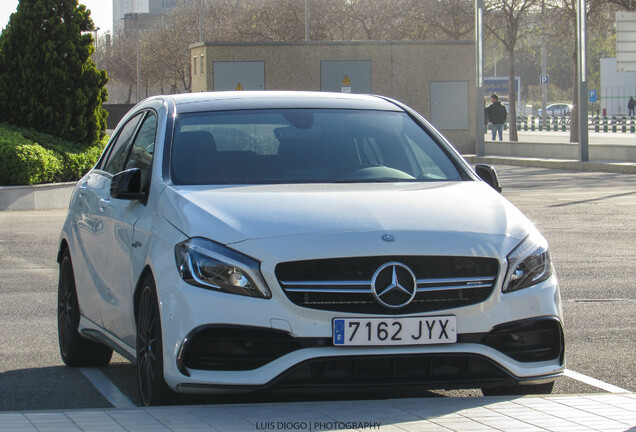 Mercedes-AMG A 45 W176 2015