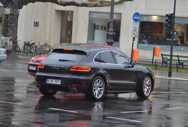 Porsche 95B Macan Turbo