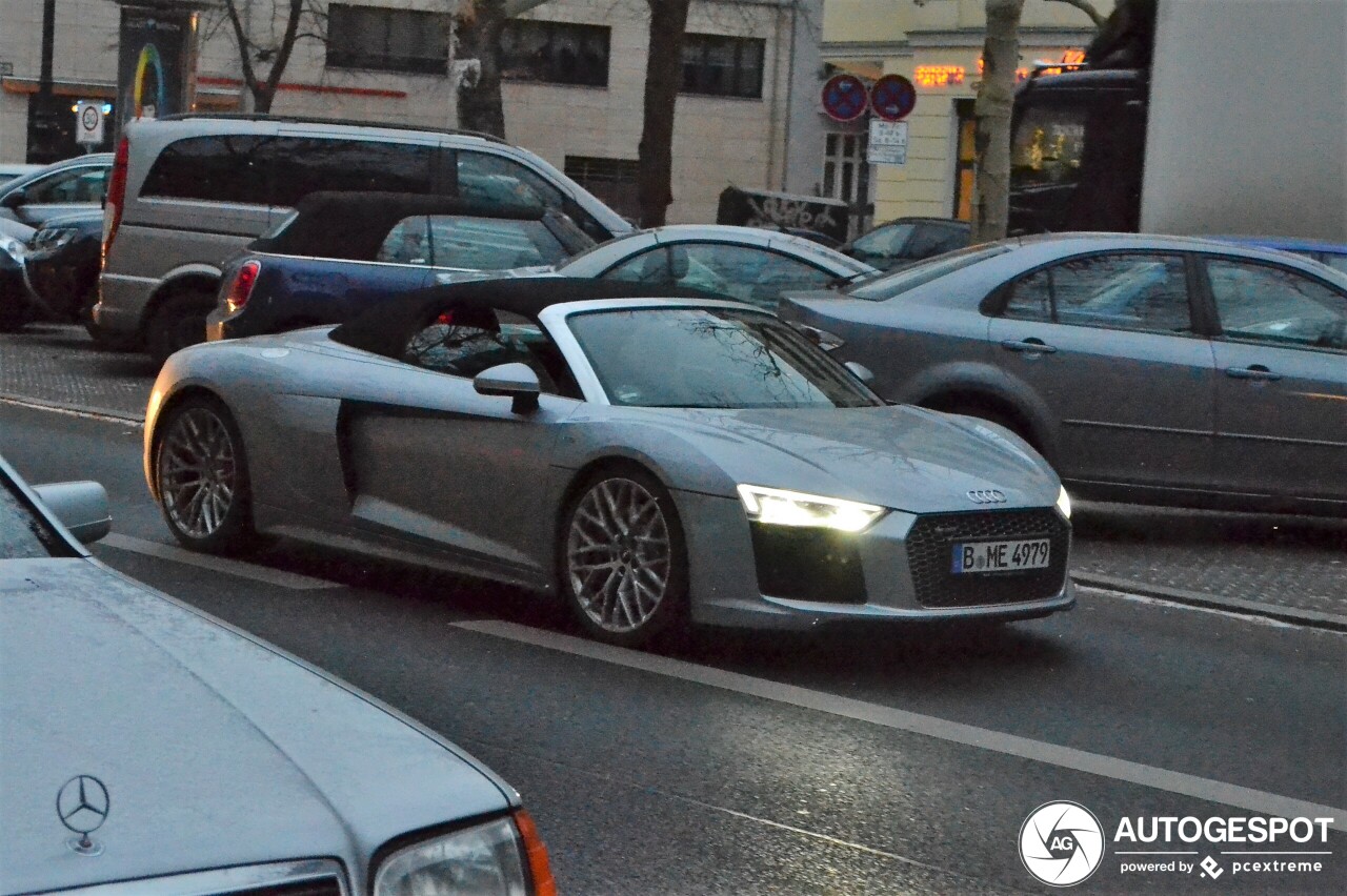 Audi R8 V10 Spyder 2016