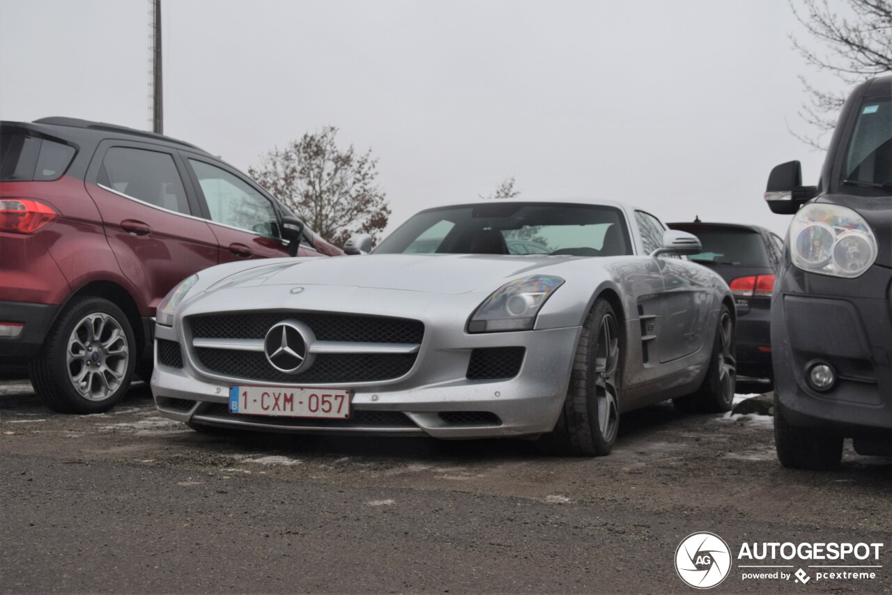 Mercedes-Benz SLS AMG