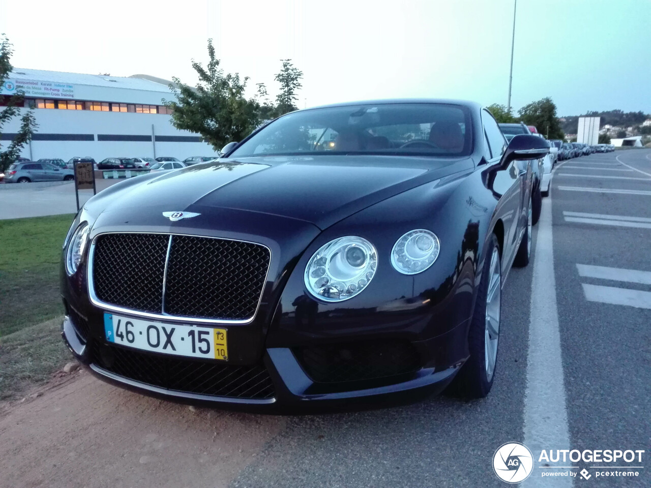 Bentley Continental GT V8