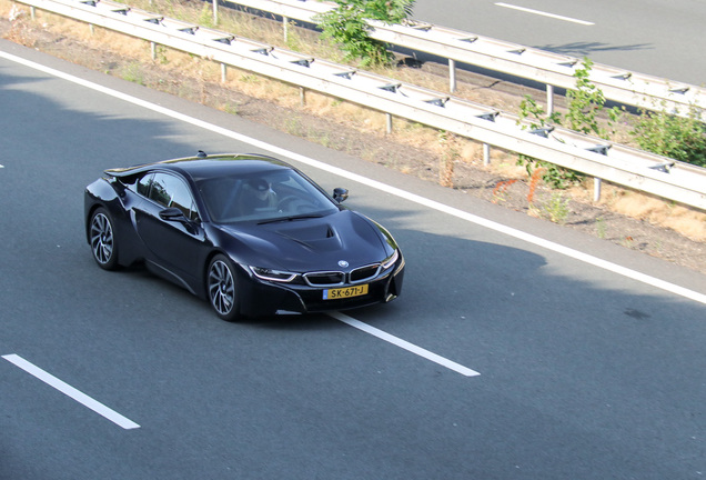 BMW i8 Carbon Edition