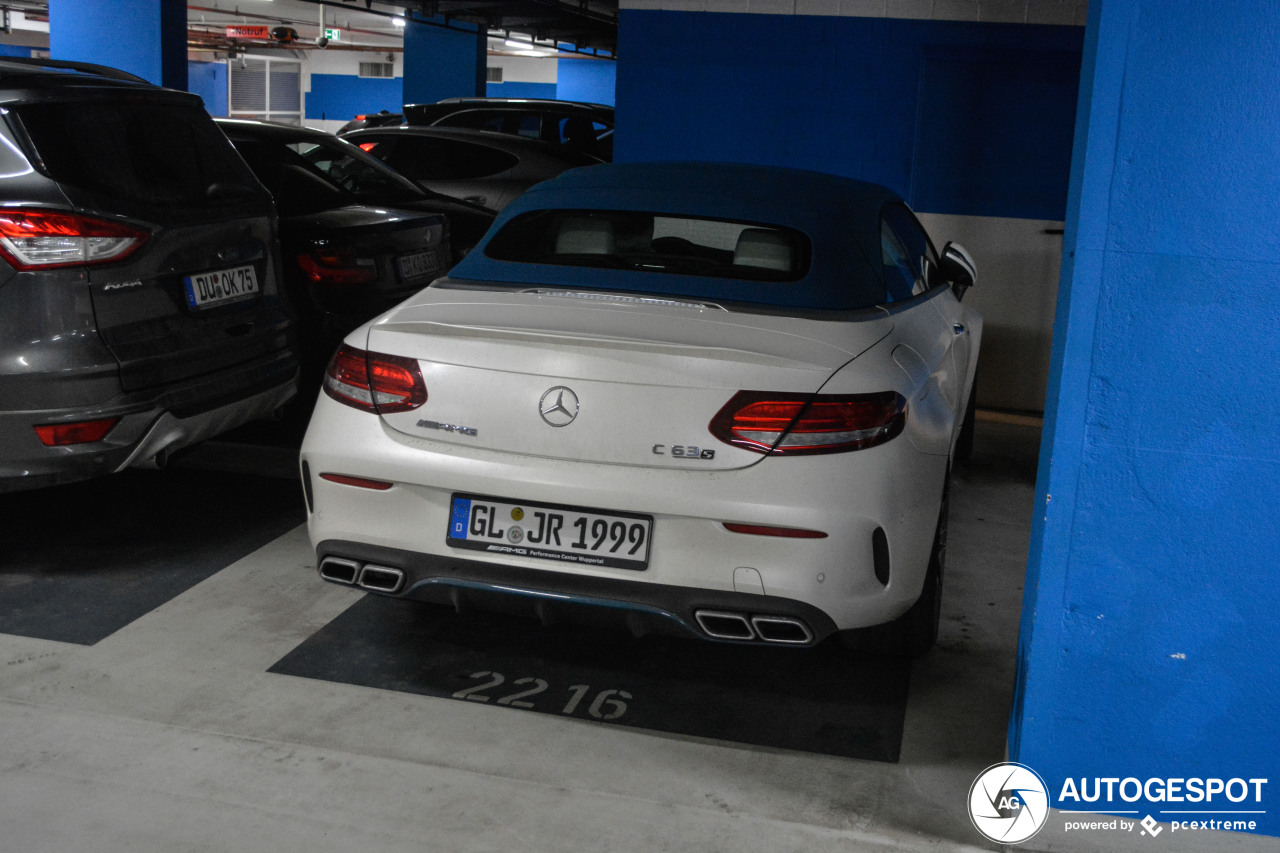 Mercedes-AMG C 63 S Convertible A205 Ocean Blue Edition